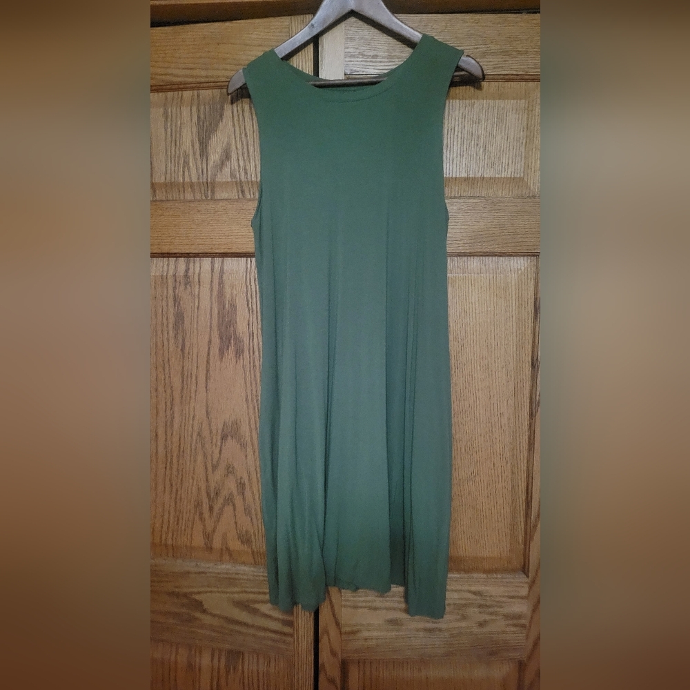 Sleeveless Green Dress